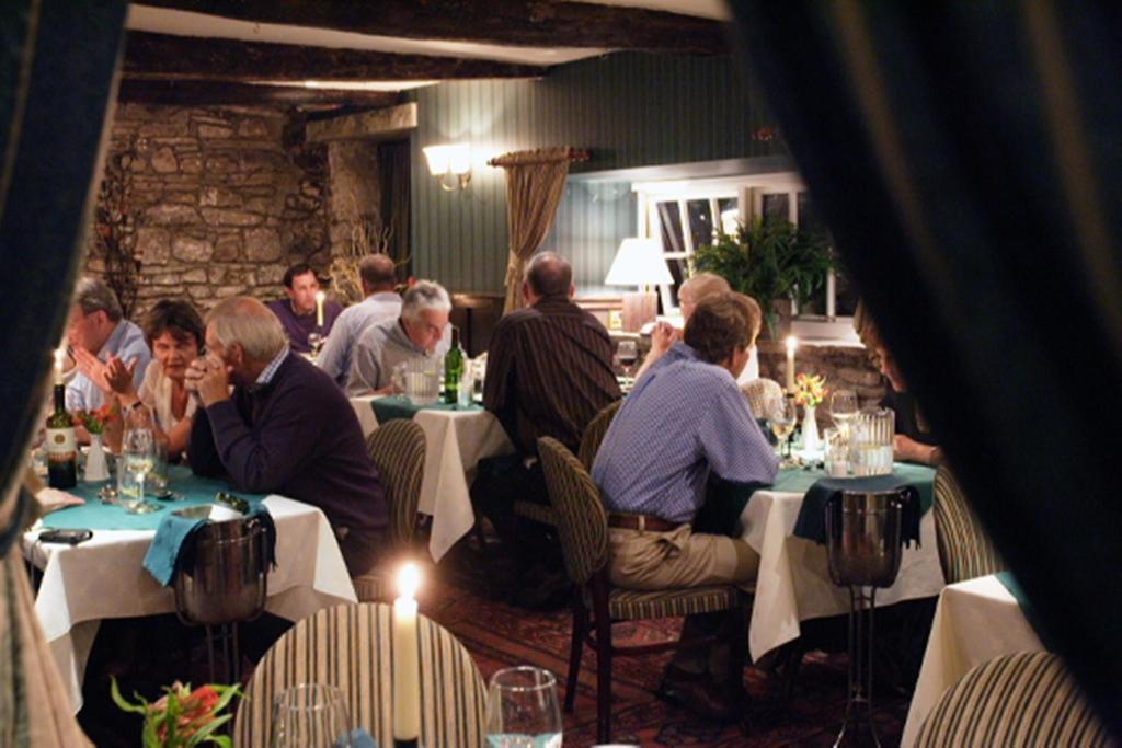 Bear Crickhowell Exterior foto